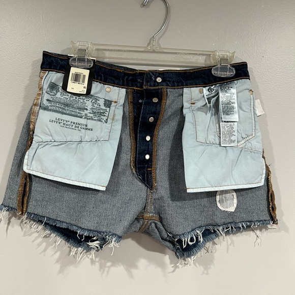 NWT Levis High Rise 501 Denim Jean Shorts Womens 28 3” Inseam Medium Wash - Picture 6 of 11